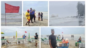 বৈরী আবহাওয়ায় উত্তাল কক্সবাজার সৈকত