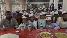 নোয়াখালীতে শহীদ জিয়ার মৃত্যুবার্ষিকীতে গণভোজ
