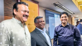 বিসিবিতে এলেন বুলবুল; শুরু হয়েছে সভা