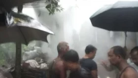 চন্দনাইশে বৈদ্যুতিক শর্ট সার্কিটের আগুনে পুড়ল বসতঘর