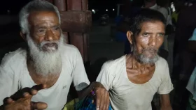 পাটগ্রাম রেল স্টেশনে পুশইনের শিকার ২ ভারতীয় বৃদ্ধের সন্ধান