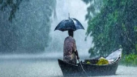 দেশজুড়ে বজ্রসহ বৃষ্টি, কোথাও কোথাও হতে পারে অতিভারী বর্ষণ