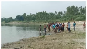 বীরগঞ্জে নদীতে গোসল করতে নেমে কিশোরের মৃত্যু