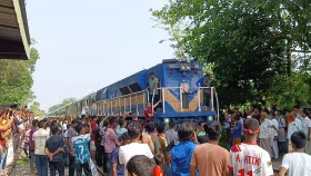 রাজশাহীর সঙ্গে সারা দেশের ট্রেন চলাচল শুরু