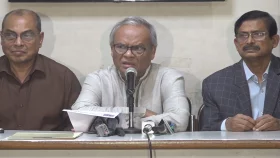 গোটা জাতি লন্ডনের দিকে তাকিয়ে: রিজভী&nbsp;