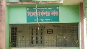 সরকারি গাড়িতে বাগাতিপাড়া কৃষি কর্মকর্তার &lsquo;ব্যক্তিগত ভ্রমণ&rsquo;