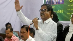সব পথ হারিয়ে ড. ইউনূস এখন তারেক রহমানের কাছে গেছেন: ফজলুর রহমান
