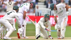 হাত দিয়ে বল ধরেও আউট হলেন না বেডিংহ্যাম!