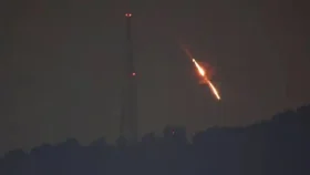 এবার ইসরায়েলে শতাধিক ড্রোন হামলা চালালো ইরান