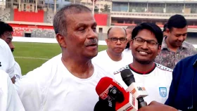 কূটনীতিকদের 'আত্মঘাতী গোলে' উপদেষ্টাদের জয়