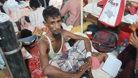 নোয়াখালী জেনারেল হাসপাতালে ঘুষ না পেয়ে রোগীকে মারধর