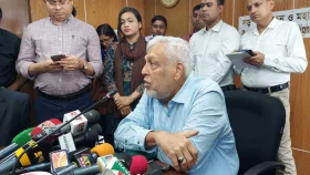 ঈদযাত্রা খুব একটা খারাপ হয়নি: সড়ক উপদেষ্টা