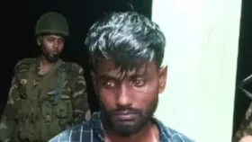 বাসে একা পেয়ে কলেজছাত্রীকে ধর্ষণ, চালক আটক