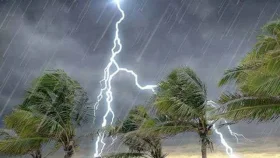 আজ সারা দেশে বজ্রসহ বৃষ্টির আভাস, কোথাও কোথাও ভারী বর্ষণ