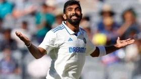 যে কারণে অধিনায়কত্ব ফিরিয়ে দিয়েছেন বুমরা