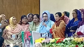 আন্দোলনে নারী নেত্রীরা ঢাল হিসেবে কাজ করেছেন: আফরোজা আব্বাস&nbsp;