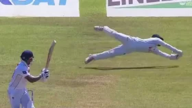 লিটনের অসাধারণ ক্যাচে সকালটা বাংলাদেশের
