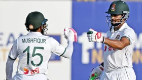 নাজমুলের ব্যাটে দৃঢ়তা, গল টেস্টে চালকের আসনে বাংলাদেশ