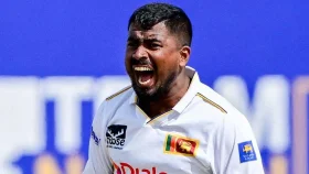 দুই হাতে বল করে অভিষেকে ২৯৮ রান, থারিন্দুর লজ্জার রেকর্ড!