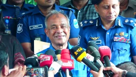 কলঙ্ক মোচনের জন্য পুলিশকে মানবিক হতে হবে: স্বরাষ্ট্র উপদেষ্টা