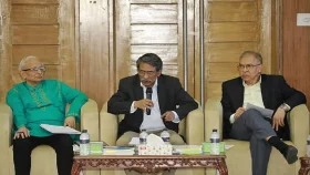 ঐক্যমত কমিশনের বৈঠক, অংশ নিয়েছে বিএনপি, জামায়াতসহ ৩০ দল