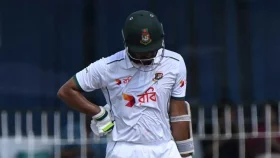 এবার আর ২০ বলে ৪ নয়, ১৯ বলে ১৯ করে ফিরলেন বিজয়