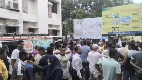 নদীর পাড়ে হাঁটার সময় বিএনপি নেতাকে ফিল্মি স্টাইলে গুলি করে হত্যা