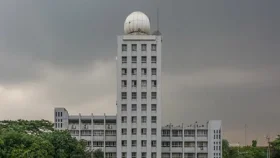 ঢাকায় হালকা বৃষ্টির সম্ভাবনা, তাপমাত্রায় প্রভাব পড়বে কি না জানাল আবহাওয়া অফিস