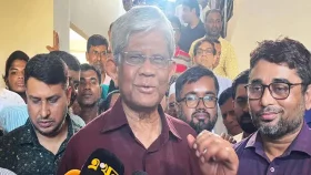কারও টাকা হারিয়ে যাবে না, ফেরত পেতে সময় লাগবে: অর্থ উপদেষ্টা