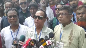 &lsquo;জনগণের হাতে যতদ্রুত ক্ষমতা হস্তান্তর করা হবে তত মঙ্গল&lsquo;