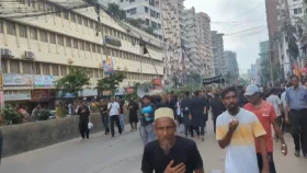 হোসাইনী দালান থেকে তাজিয়া মিছিল, ধর্মীয় ভাবগম্ভীরতায় রাজধানী