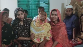 সাগরে মাছ ধরতে গিয়ে ট্রলার থেকে পড়ে নিখোঁজ, জেলের মরদেহ উদ্ধার