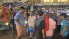 রাজধানীর ফার্মগেট ও মহাখালীতে ককটেল বিস্ফোরণ, আহত ৪