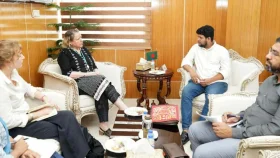 তথ্য উপদেষ্টার সঙ্গে ইউনেস্কোর বাংলাদেশ প্রতিনিধির সাক্ষাৎ 