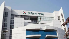 যুক্তরাষ্ট্রসহ ৫ দেশে ভোটার কার্যক্রম শুরুর অনুমতি পেল ইসি
