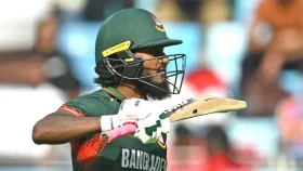 ‘স্বার্থপর’ ব্যাটিংয়ে র‍্যাঙ্কিংয়ে বড় লাফ জাকেরের