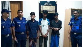 কুমার নদ থেকে অবৈধভাবে বালু উত্তোলন, ৩ জনকে কারাদণ্ড