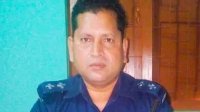 সাতক্ষীরায় দায়িত্বরত অবস্থায় হৃদরোগে পুলিশ কর্মকর্তার মৃত্যু