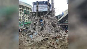 মধ্যরাতে ভাঙা  হলো &lsquo;প্রজন্ম চত্বর&rsquo;