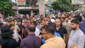 শাহবাগে জড়ো হচ্ছে ছাত্র-জনতা