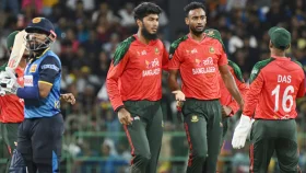 পাওয়ার-প্লেতেই শ্রীলঙ্কার ৩ উইকেট শিকার বাংলাদেশের
