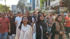 জুলাই গণঅভ্যুত্থানে শহীদদের স্মরণে বিএনপির দোয়া ও মৌন মিছিল