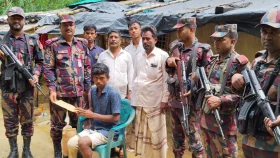 সীমান্তে মাইন বিস্ফোরণে আহতদের পাশে বিজিবি