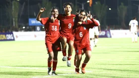 পাঁচে পাঁচ মেয়েদের
