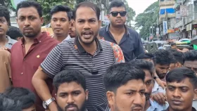 ক্ষমা না চাইলে এনসিপি নেতাদের ফেনীতে ঢুকতে দেব না