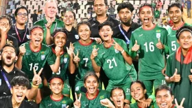 অনূর্ধ্ব-২০ দলকেও এশিয়ান কাপে নিতে চান কোচ বাটলার