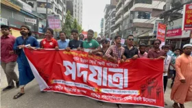 ফেনীতে টেকসই বাঁধ নির্মাণসহ ৮ দাবিতে পদযাত্রা