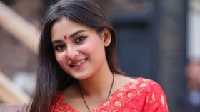 &lsquo;বেশি কথা বলে তটিনী&rsquo;