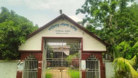সেবাহীন পৌরসভায় অস্বচ্ছ কর বিল