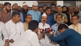 অভিজ্ঞতার অভাবে অন্তর্বর্তী সরকার বিতর্কে জড়িয়ে পড়ছে: গয়েশ্বর